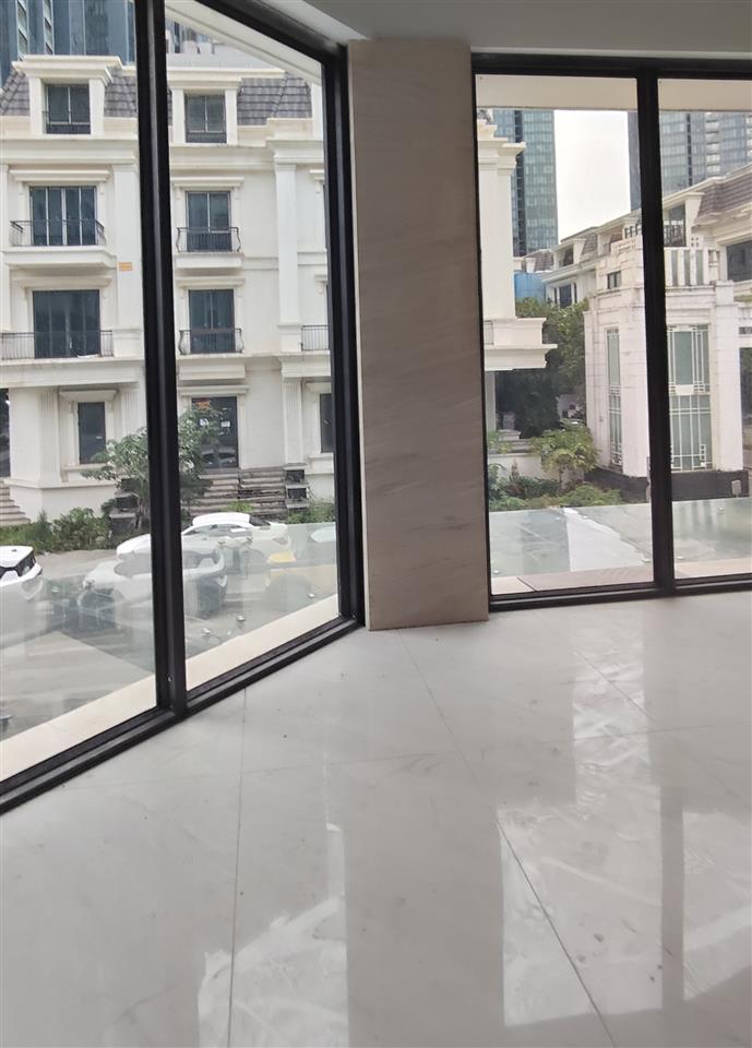 Mặt bằng mở phòng khám tại Ciputra  600m²  Thang máy, PCCC  Giá thuê 100 triệu/tháng