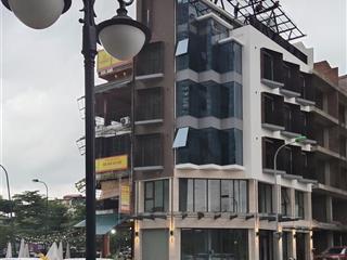 Mặt bằng mở phòng khám tại Ciputra  600m²  Thang máy, PCCC  Giá thuê 100 triệu/tháng