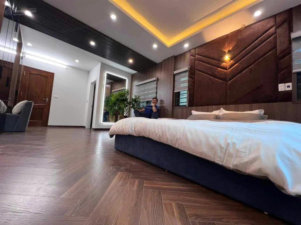Cho thuê nhà riêng tại ngõ 28, tứ liên, 22 triệu, 55m2, 4pn, 4wc, giá tốt