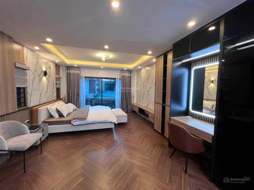 Cho thuê nhà riêng tại ngõ 28, tứ liên, 22 triệu, 55m2, 4pn, 4wc, giá tốt