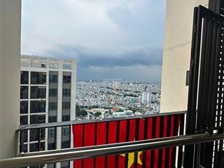 Chuyển nhượng căn 1pn+, đã có sổ, hỗ trợ vay ngân hàng, nội thất, giá bán 8 tỷ.