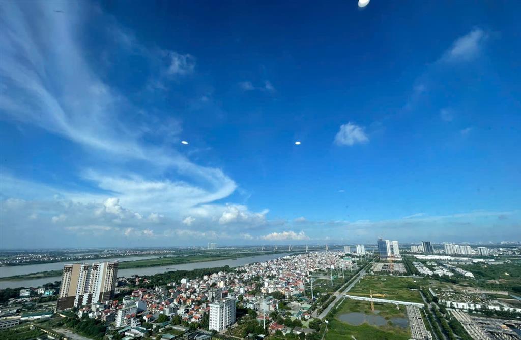 Bán CH Sunshine City S4 118m² – View Cầu Nhật Tân, Sông Hồng – Sổ đỏ – Giá tốt 14,2 tỷ