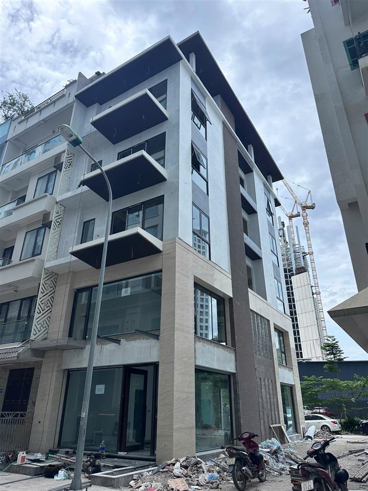 SÀN VĂN PHÒNG CẠNH VIETINBANK TOWER  ~95M²  CHỈ 12 TRIỆU/THÁNG