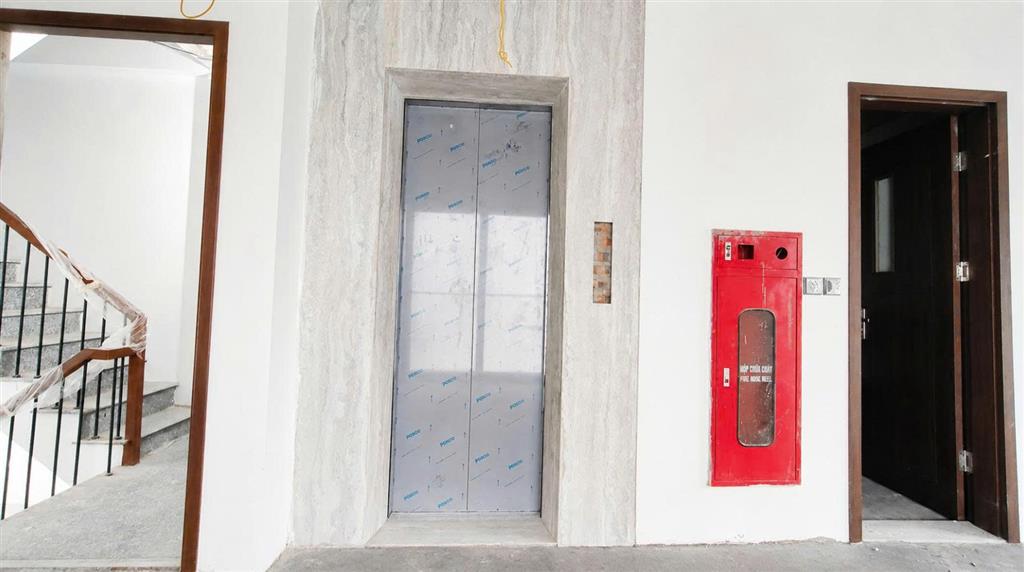 MẶT BẰNG THUÊ CIPUTRA 95M²  VĂN PHÒNG ĐỦ PCCC  12 TRIỆU/THÁNG