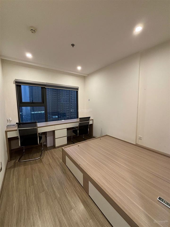 Chính chủ bán gấp trong tuần ch 1pn + 1, 42.8m2, the sakura smart city, giá 3.4 tỷ.  0824 554 ***