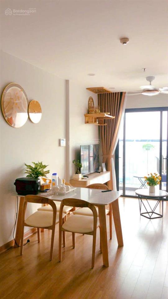 Chính chủ gửi bán trong tuần ch 2pn, dt 54.9m2, giá 4 tỉ the imperia smart city.  0824 554 ***