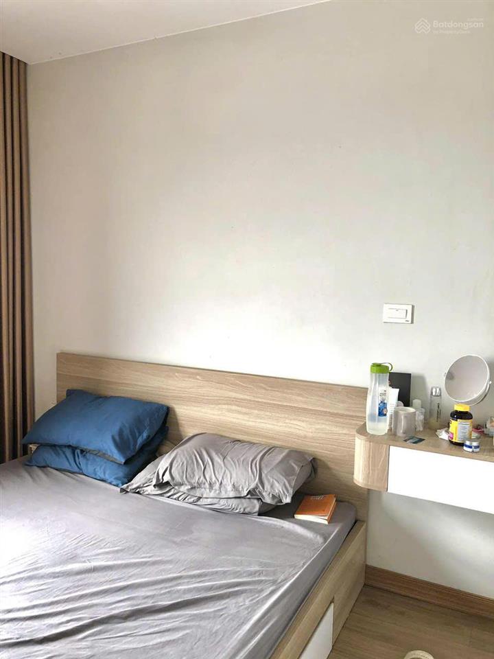 Chính chủ gửi bán trong tuần ch 2pn, dt 54.9m2, giá 4 tỉ the imperia smart city.  0824 554 ***
