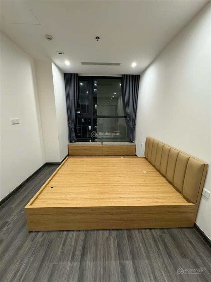 Chính chủ bán gấp trong tuần ch 2pn + 1, dt 73m2 the tonkin  smart city.  0824 554 ***