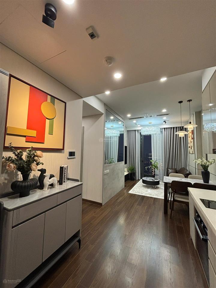 Chính chủ gửi bán gấp căn 2pn, phân khu masteri west heights, dt 54m2, giá 4.5 tỷ,  0824 554 ***