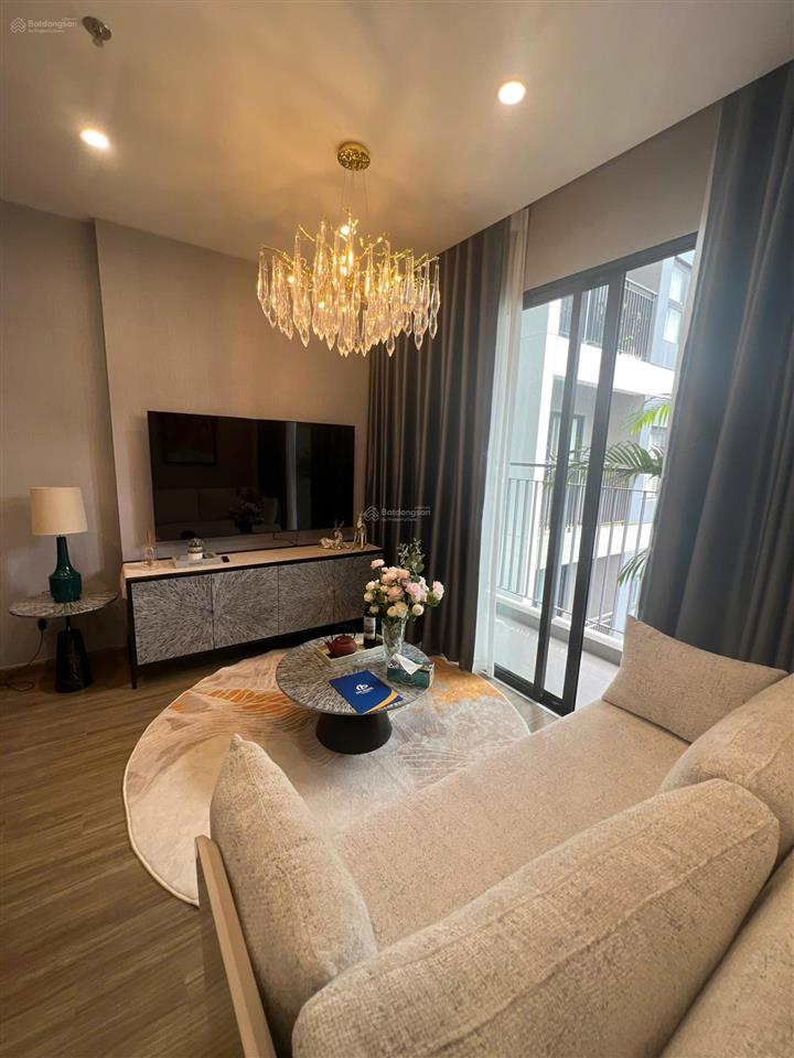 Chính chủ bán gấp trong tuần ch 2pn + 1, dt 64m2, the sakura  smart city, giá 4.8 tỷ  0824 554 ***