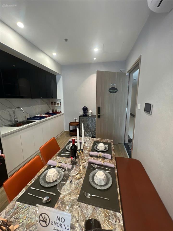 Chính chủ bán gấp trong tuần ch 2pn + 1, dt 64m2, the sakura  smart city, giá 4.8 tỷ  0824 554 ***