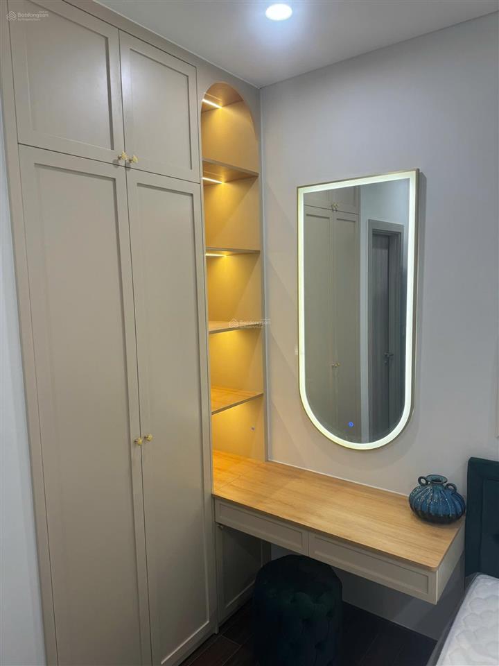 Chính chủ bán gấp trong tuần ch 2pn + 1, dt 64m2, masteri west height  smart city giá bao phí