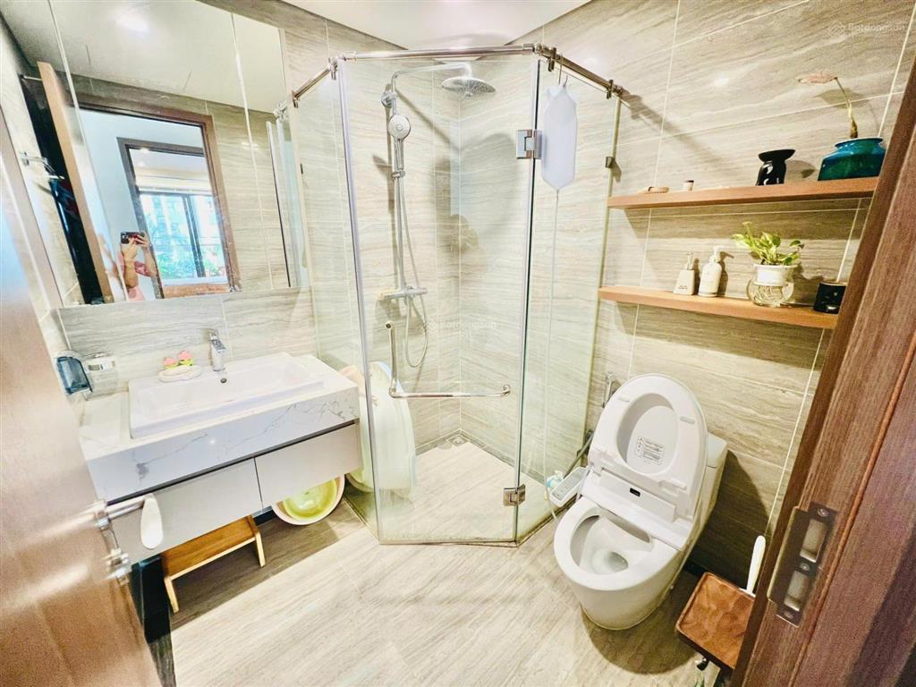 Chính chủ cần bán gấp trong tuần căn 3pn, phân khu the tonkin  smart city, dt 82m2, giá 6,2 tỷ