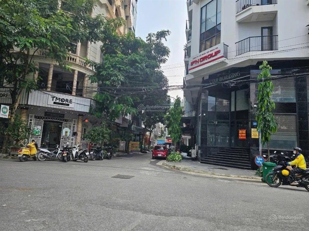 Đất vàng dương khuê, hàng hiếm  79m2 mặt tiền 6m, vỉa hè kinh doanh, ô tô tránh nhau hơn 30 tỷ.