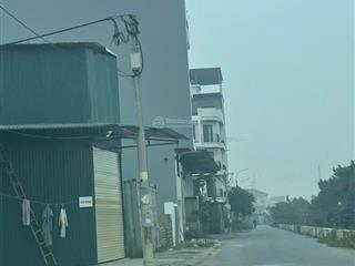 Tôi cần bán lô 75m2 đg2  45 khu đấu giá trũng trên đìa các lai xá view mặt hồ công viên