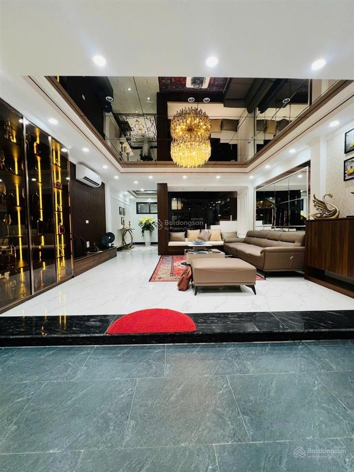 Siêu phẩm hào nam lô góc 61m ,6t mt 5m 17.5 tỷ 2 thoáng thang máy