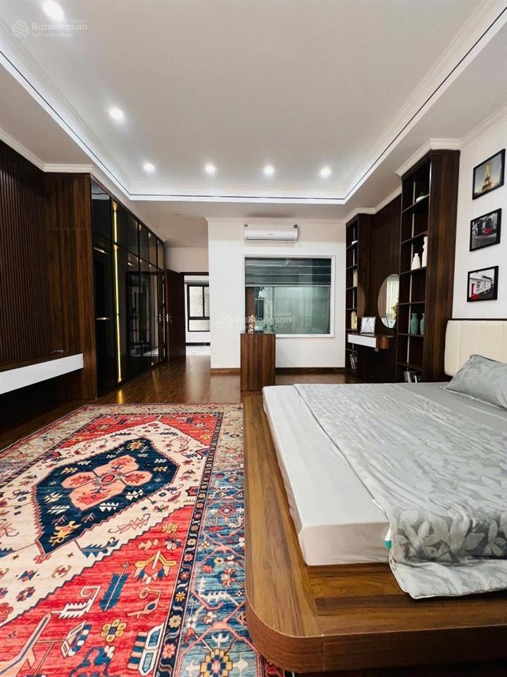 Siêu phẩm hào nam lô góc 61m ,6t mt 5m 17.5 tỷ 2 thoáng thang máy