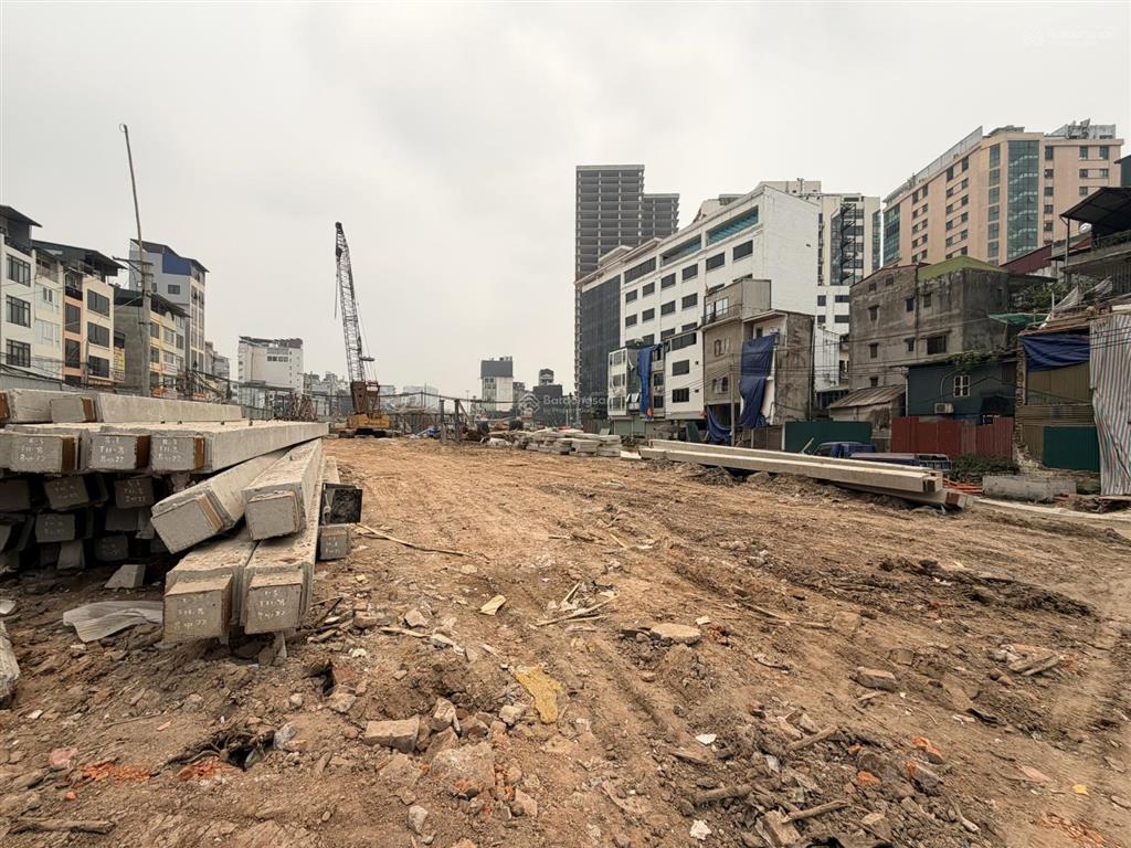 Phân lô ba đình 60m  mt 6.5m  5t nhỉnh 20 tỷ  lô góc 2 thoáng ô tô vào tận nhà !
