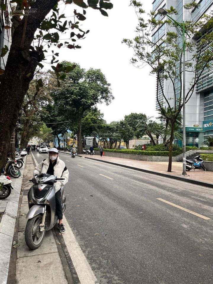 Siêu phẩm mặt phố cửa bắc 90m  2 mặt tiền vỉa hè rộng kinh doanh đỉnh  giá 60,6 tỷ