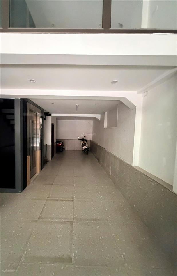Mặt phố trần quang diệu  48m  9 tầng thang máy