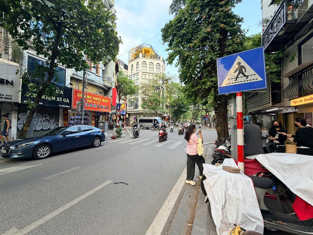 Mặt phố quán thánh  60m2  mt 6m  kinh doanh khủng