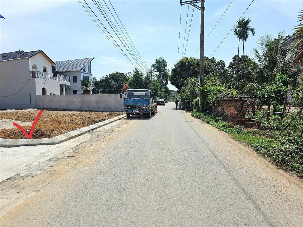 Đất 102m2 cần chuyển nhượng với giá thấp hơn xung quanh