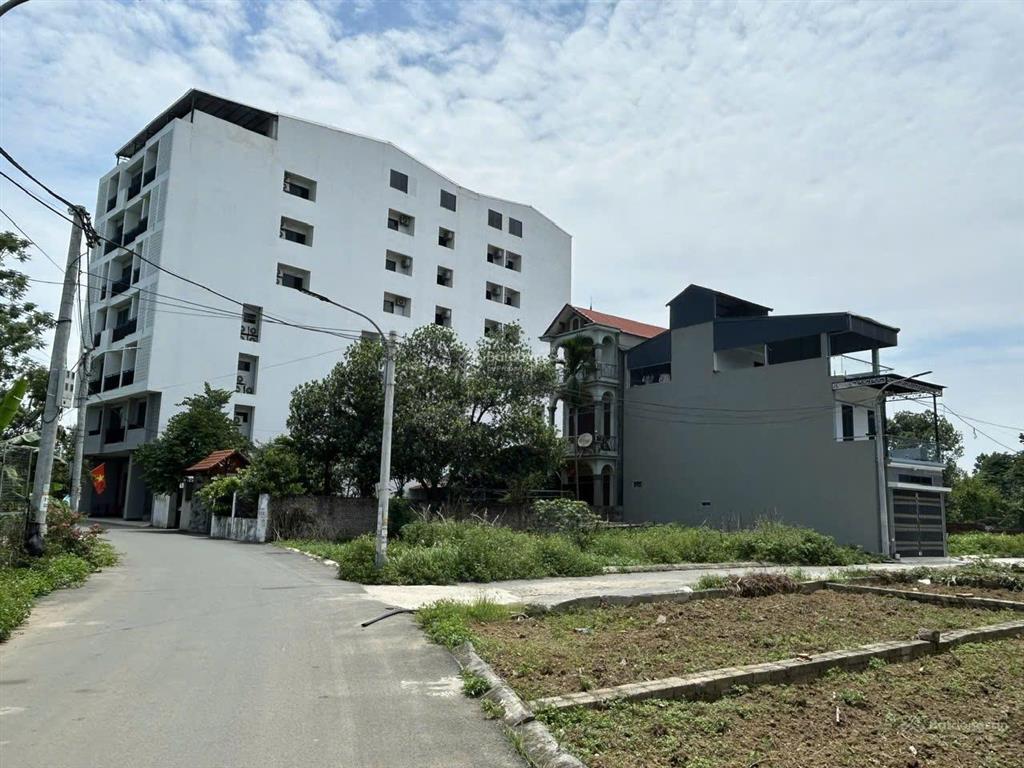 Bán 80m2 giá 2,1 tỷ cách đại học fpt hòa lạc 1,8km