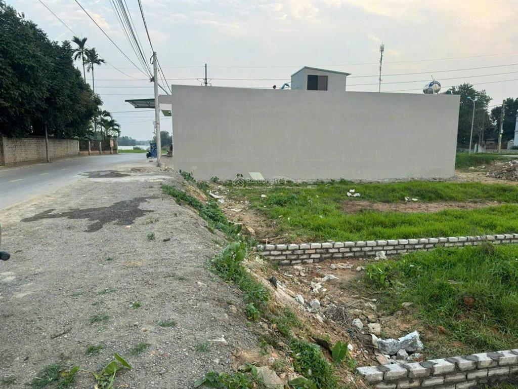 Bán nhanh mảnh đất 100m2 giá 2,3 tỷ hòa lạc ngay trục chính giảm giá 700tr
