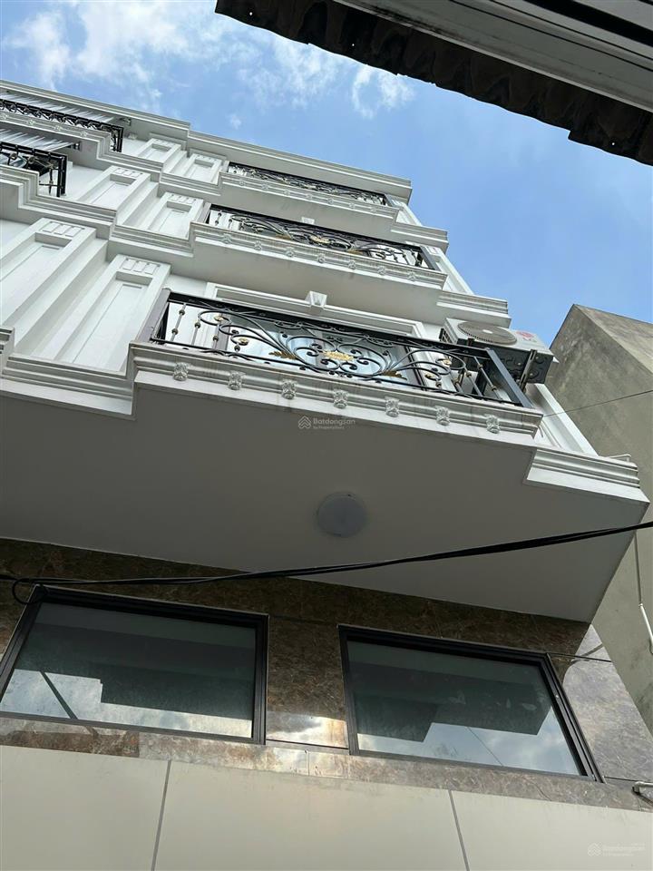 Chính chủ, bán nhà 43m, 5 tầng, ngõ trạm bơm, văn điển, thanh trì