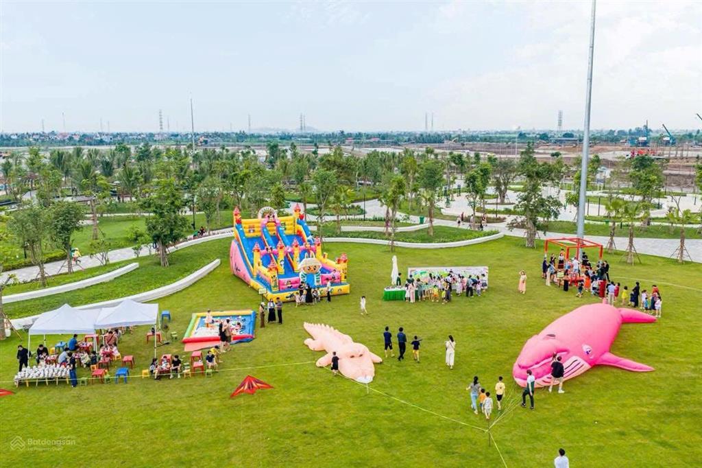 Th246 biệt thự vvip tại vin dương kinh với dt sử dụng 571m² xây thô 4 tầng ôm công viên lớn