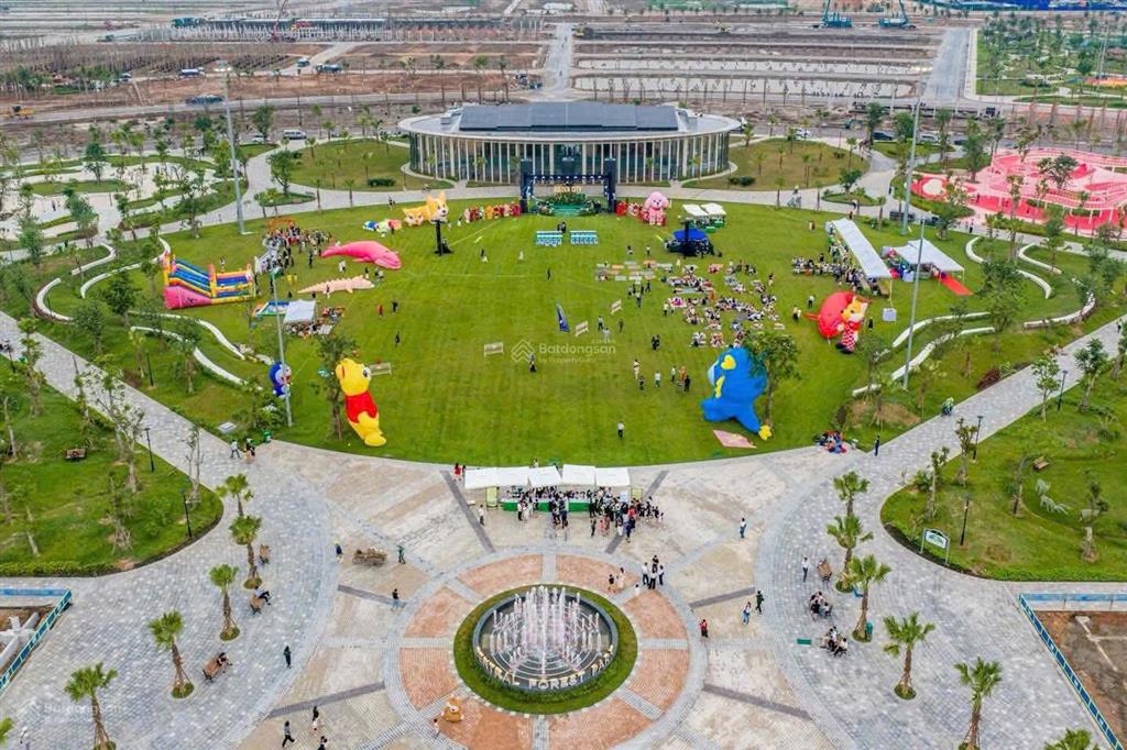 Th246 biệt thự vvip tại vin dương kinh với dt sử dụng 571m² xây thô 4 tầng ôm công viên lớn