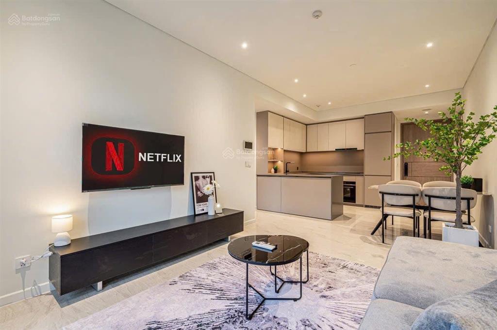 Chính chủ bán căn hộ chung cư oriental plaza, q. tân phú, 82m2, giá 3tỷ8,  0932 874 ***  hoà