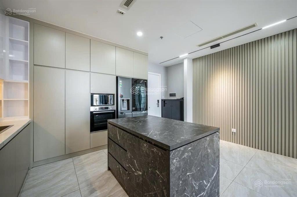 Bán căn hộ cc tại carillon 2, giá tốt 4,5 tỷ, 90m2, 3pn/2wc, nhà đẹp,  0932 874 ***  hoà