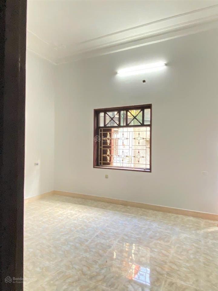 Cho thuê tầng 2 và 3 nhà mặt đường hàn thuyên, việt trì, phú thọ, phù hợp dạy thêm, trị liệu đông y