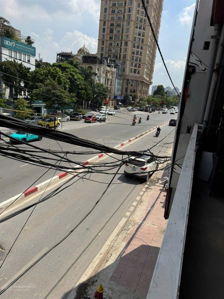 Cho thuê np đẹp xuất sắc tại nguyễn hoàng tôn, 30 triệu, 250m2