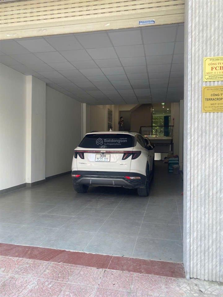 Cho thuê np đẹp xuất sắc tại nguyễn hoàng tôn, 30 triệu, 250m2