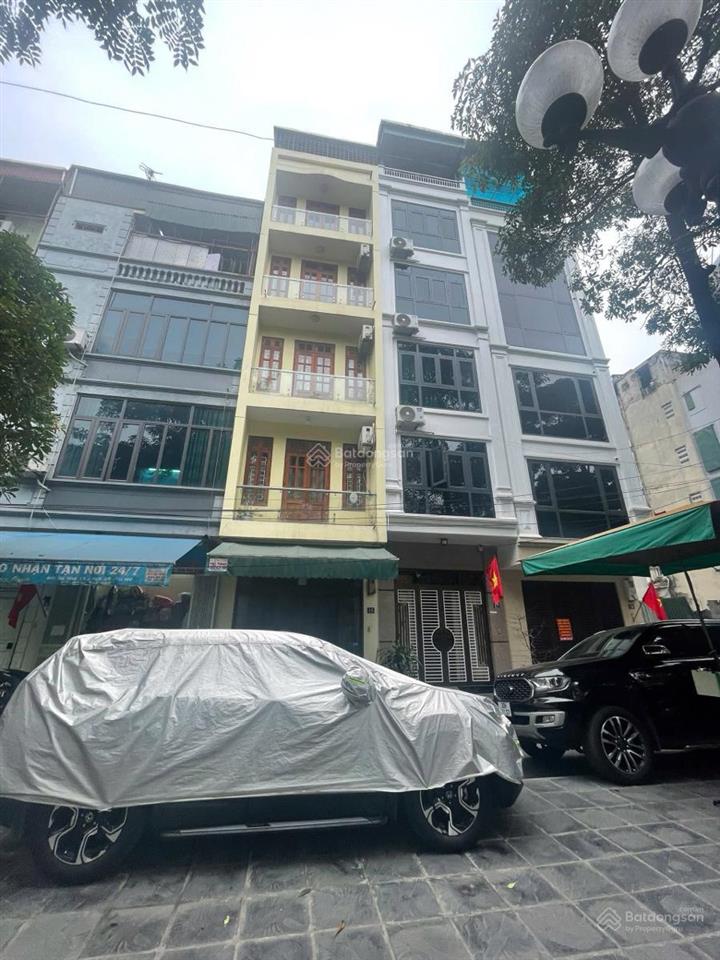 Siêu hiếm nhà phân lô trung kính  60m x 5 tầng x 4,5m mặt tiền x 28 tỷ. vỉa hè, ô tô tránh,nhà đẹp