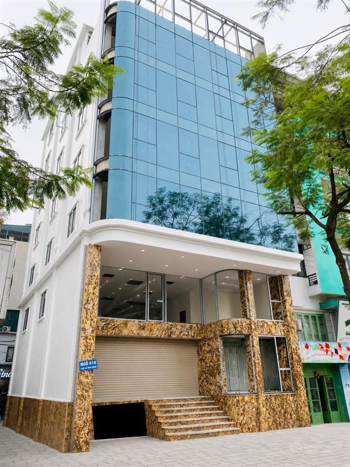 Siêu phẩm mặt phố cầu giấy 100m2 x 8 tầng thông sàn x 7m mặt tiền x 80 tỷ
