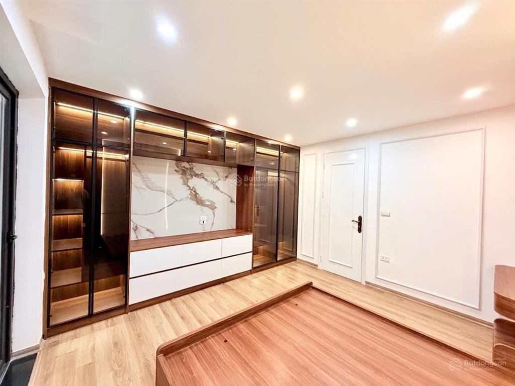 Chính chủ bán nhà phân lô vương thừa vũ  thanh xuân  48m2 x 5 tầng thang máy x 4m mặt tiền x 11,5