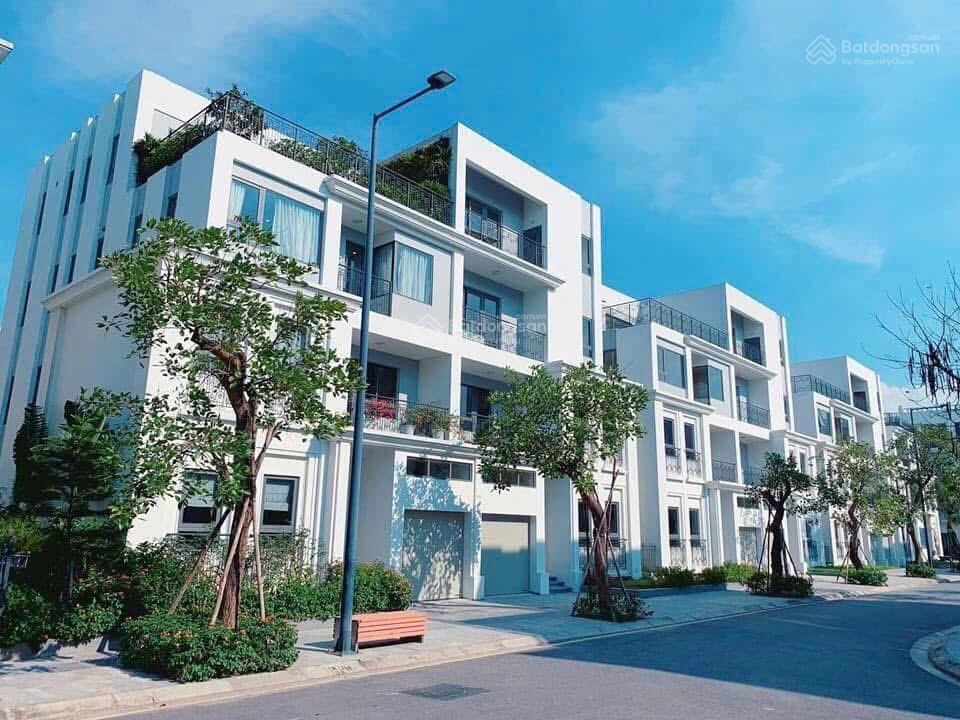 Hiếm  bán liền kề the manor center park nguyễn xiển  85m2 x 5 tầng x 5m mặt tiền x 32 tỷ. k.doanh