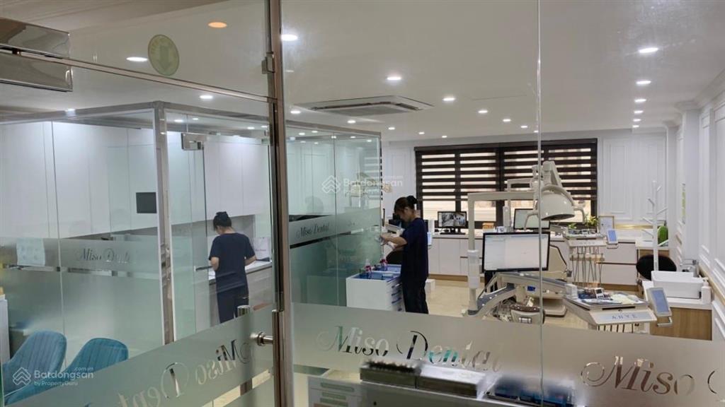 Bán nhà phân lô vỉa hè ô tô tránh huỳnh thúc kháng  đống đa, 70m2 x 6 tầng thang máy x 42 tỷ.ko qh