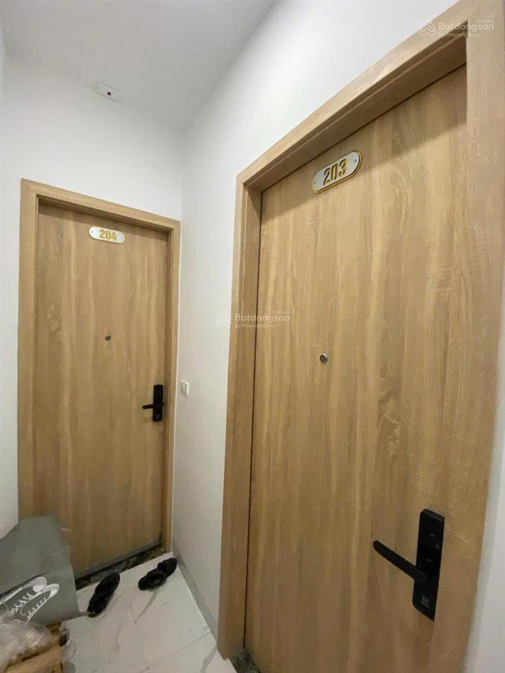 Chính chủ bán căn chung cư mini tại trung kính  105m2 x 8 tầng x 5m mặt tiền x 33 tỷ.không q.hoach