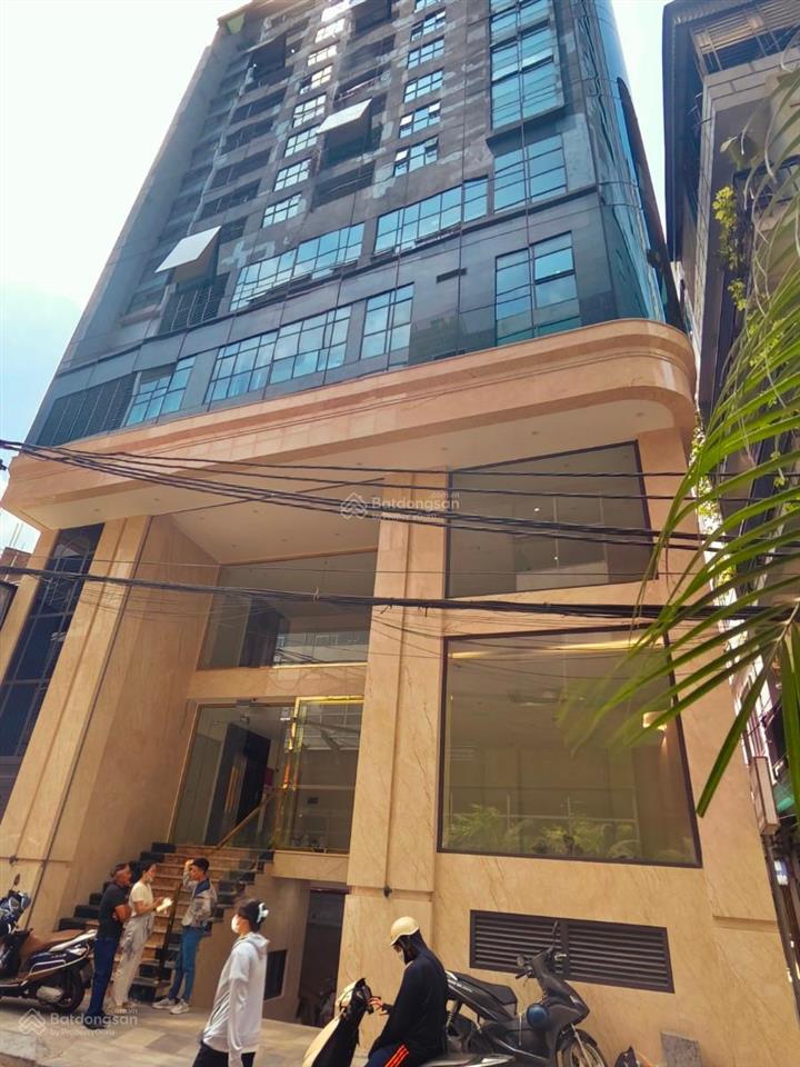Bán tòa nhà văn phòng lê văn lương, 120m2 x 9 tầng có hầm x 12m mặt tiền x 70 tỷ. không quy hoạch.