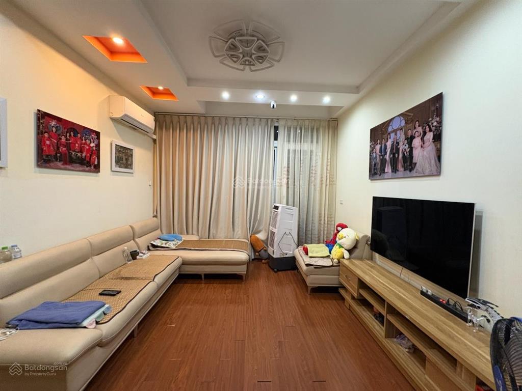 Bán nhà phân lô trần duy hưng  cầu giấy  50m2 x 5 tầng x 4m mặt tiền x 13 tỷ. nhà dân xây ko qh