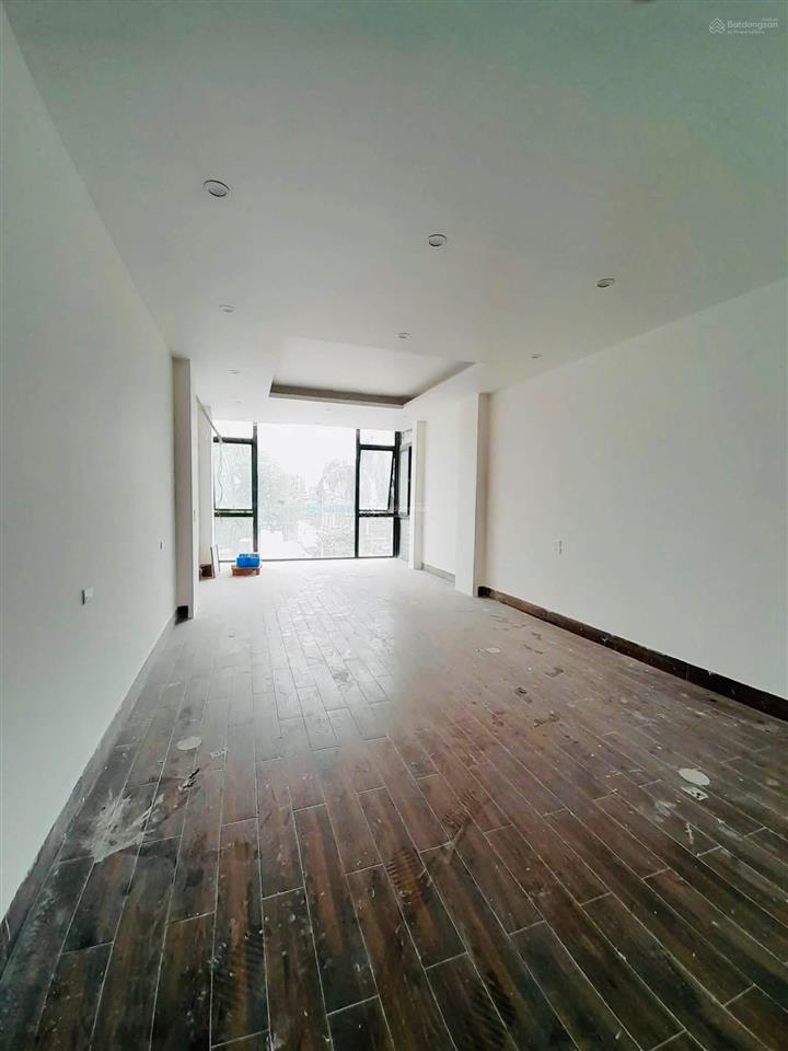 Siêu hiếm bán nhà mặt phố nguyễn khuyến  80m2 x 5 tầng x 4,5m mặt tiền x 38 tỷ. vỉa hè 6 làn ô tô