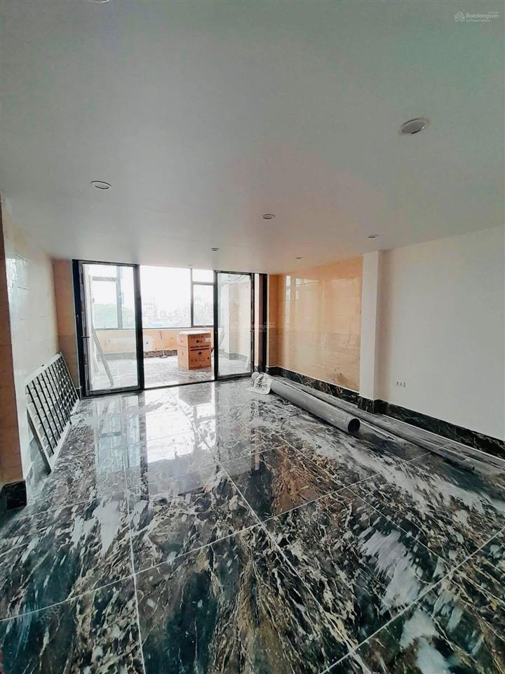 Siêu hiếm bán nhà mặt phố nguyễn khuyến  80m2 x 5 tầng x 4,5m mặt tiền x 38 tỷ. vỉa hè 6 làn ô tô