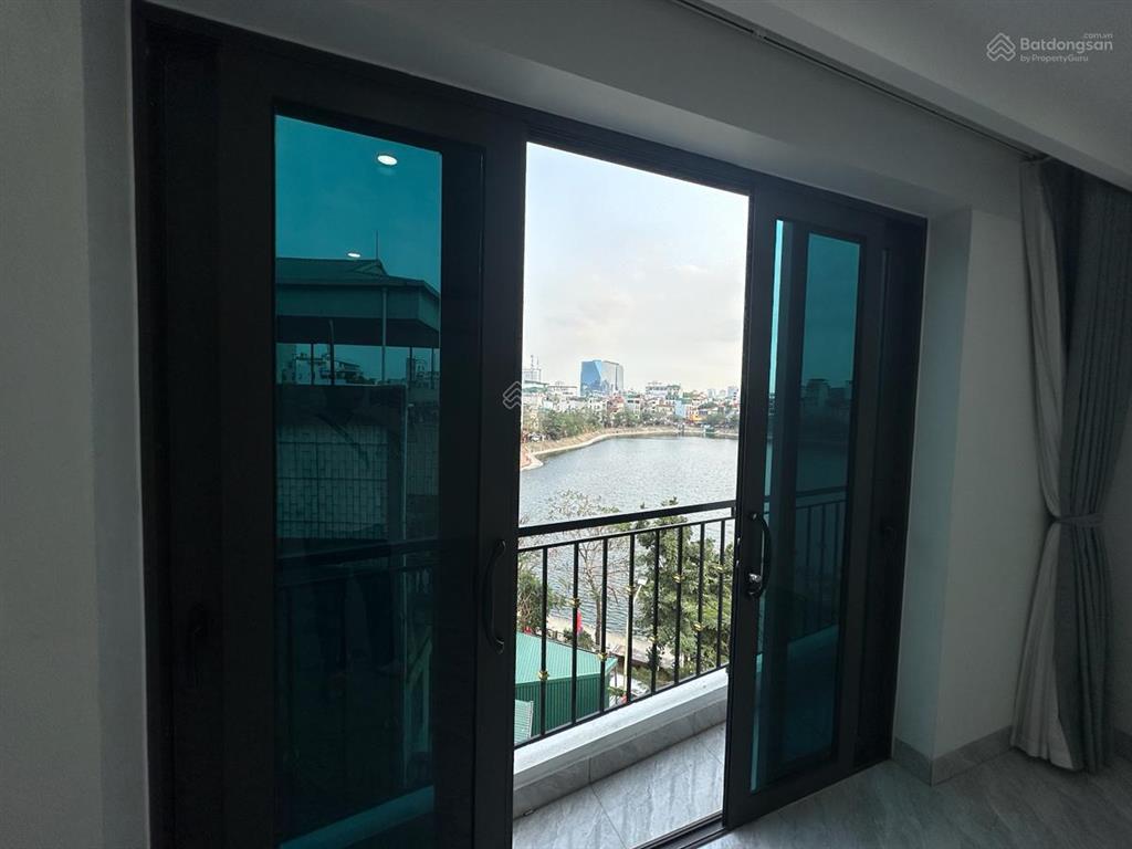 Giảm 4 tỷ. bán nhà tôn đức thắng  đống đa  55m2 x 7 tầng x 6m mặt tiền x 15 tỷ. ko quy hoạch.