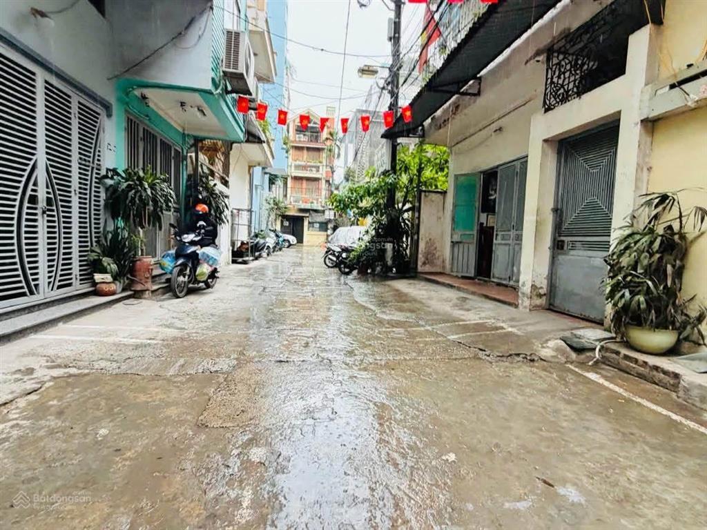 Bán đất giải phóng  hoàng mai, 55m2  mặt tiền 6m. giá 14 tỷ, ô tô tránh, không quy hoạch. hiếm