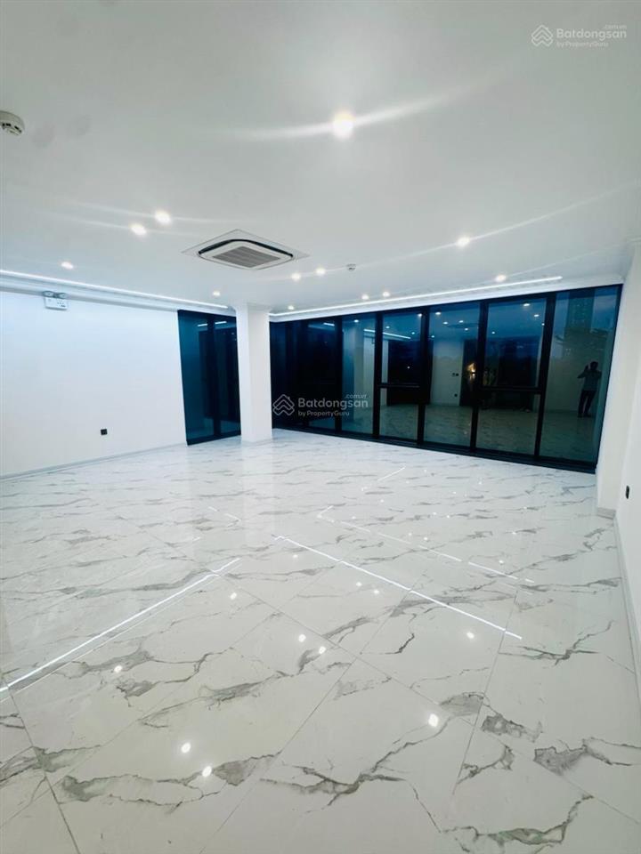 Cắt lỗ 10 tỷ bán nhà mặt phố trần vỹ  cầu giấy, 80m2 x 8 tầng x 6m mặt tiền x 41 tỷ. lô góc.