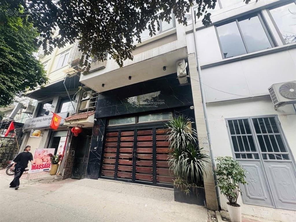 Cắt lỗ 5 tỷ bán tòa nhà tại đình thôn, hà nội 80m2 x 7 tầng x 6m mặt tiền. giá 30 tỷ. ô tô tránh